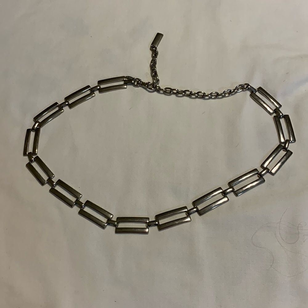 New York and Company silver chain belt. Like new. Only worn once